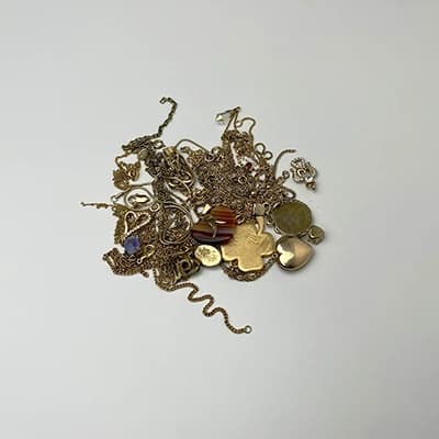 Gold purchased from Sarah for £1,132.74 via Bank Transfer